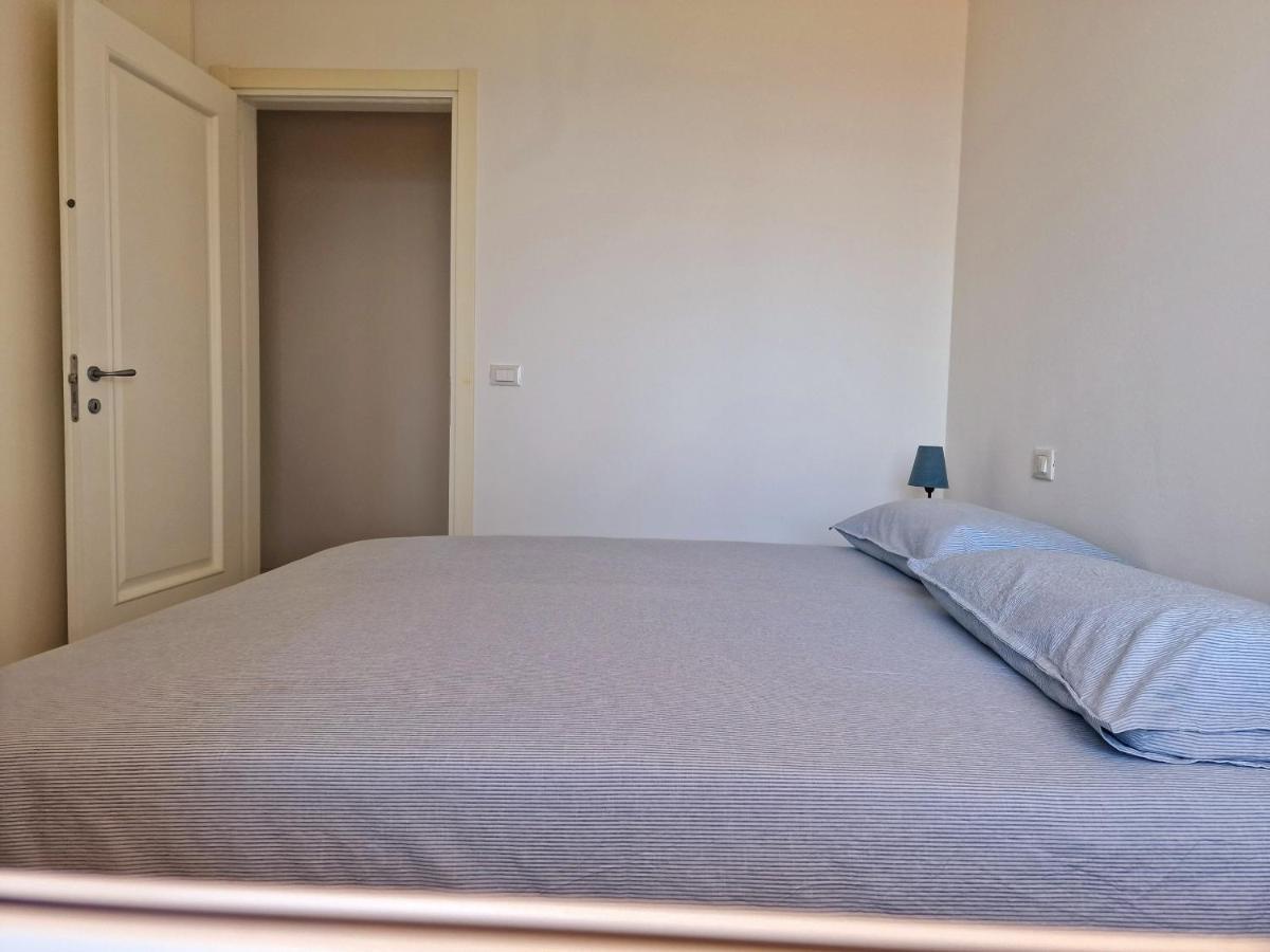 Appartamento In Villa Mimosa แชร์โว ภายนอก รูปภาพ